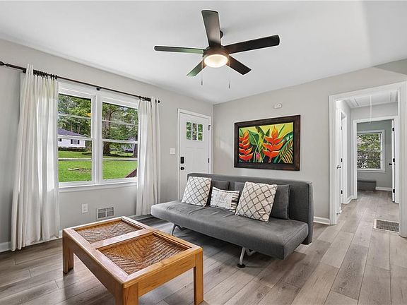 3rd image of 6385 Lobelia Rd SW