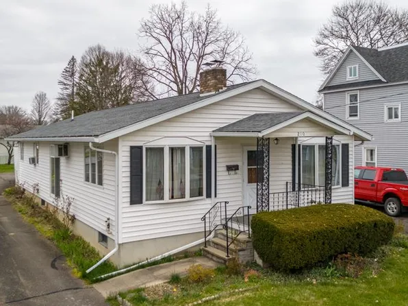 210 W Pine St, Athens, PA 18810