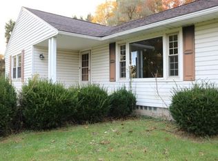 324 Star Grille Rd, Butler, PA 16002