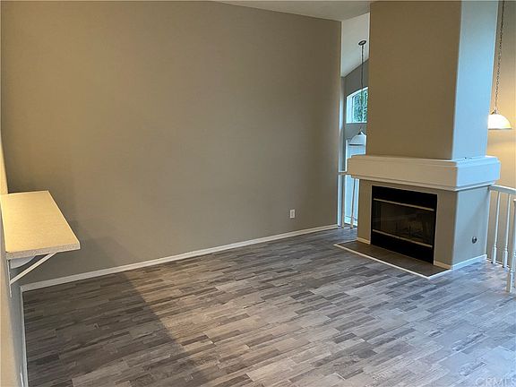 5th image of 11 Wisteria Pl