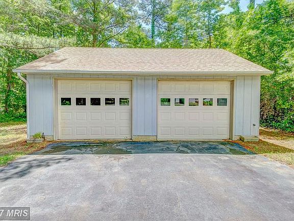 4th image of 45885 Stoney Ct