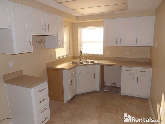 4th image of 6739 Kumquat Dr