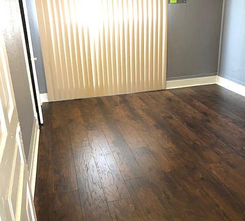 4th image of 13 1/2 Washington Ave #2