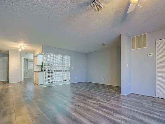 5th image of 6080 80th St N Unit 308
