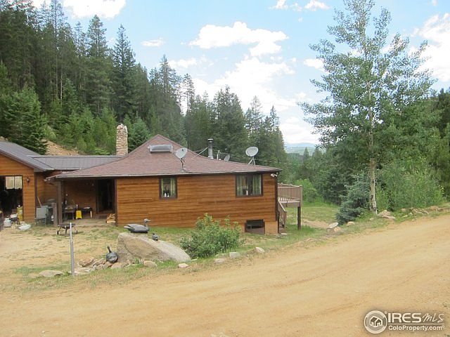 2nd image of 195 Black Gulch Rd