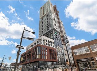 39 Mary St #2001, Barrie, ON L4N 1S9