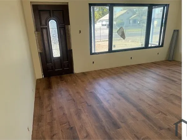 5633 44th St, Sacramento, CA 95824