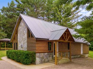 5846 E Mitchell Rd, Petoskey, MI 49770