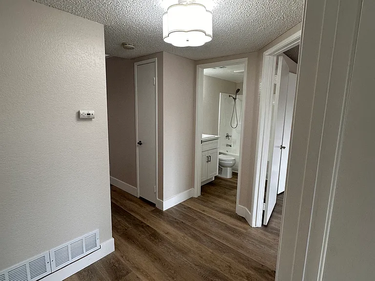 7386 Saddle Rd #B — Photo 6