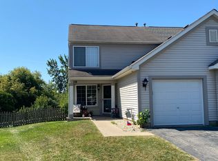 19 Ronan Ct, Lake In The Hills, IL 60156