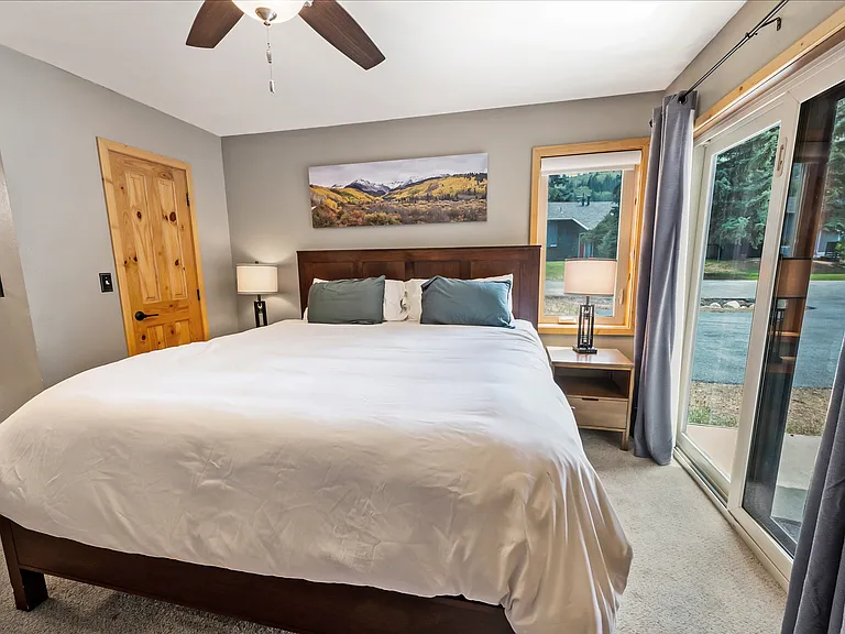 83 Larkspur Ln #B — Photo 9