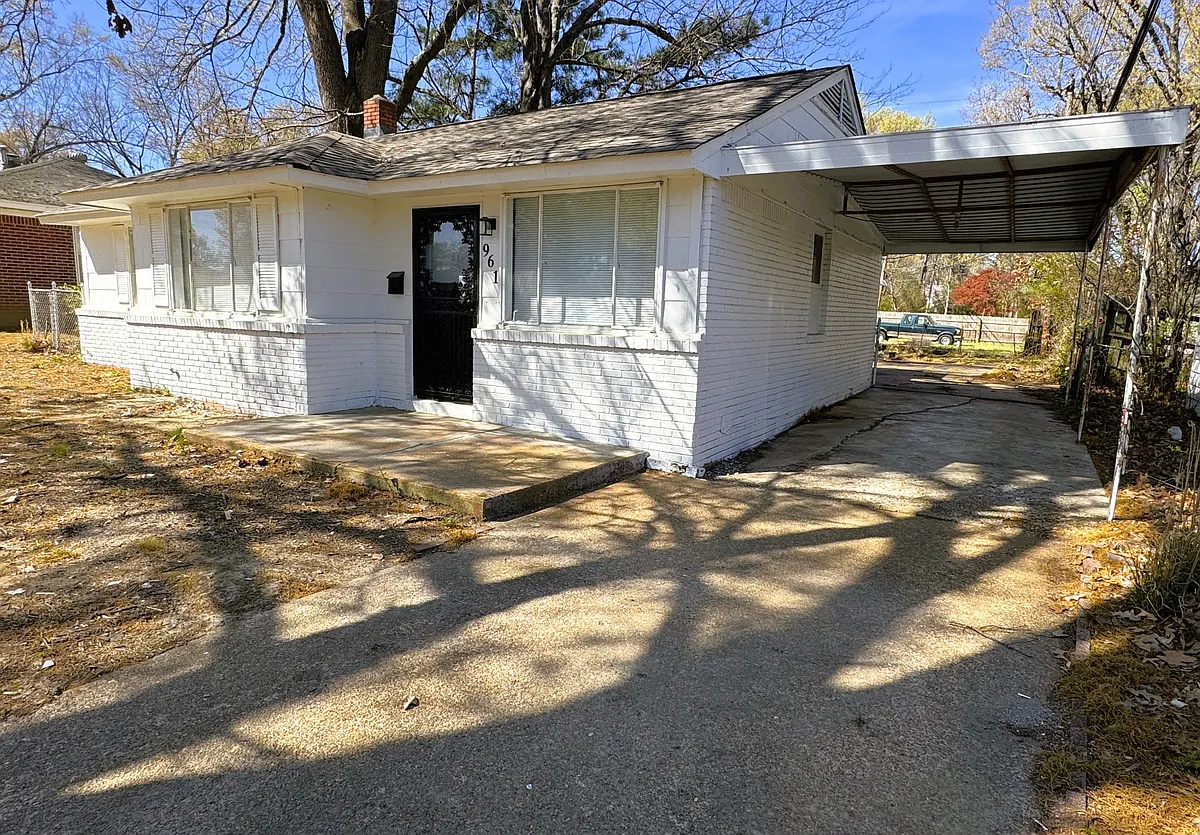 Building Photo - 961 N Perkins Rd