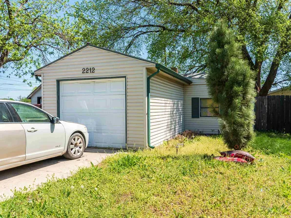 2212 S Santa Fe St, Wichita, KS 67211