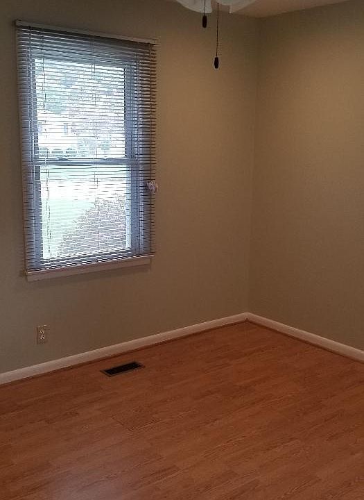 1st image of 2003 Rodgers Dr NE