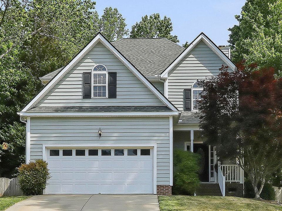 1st image of 613 Moultonboro Ave