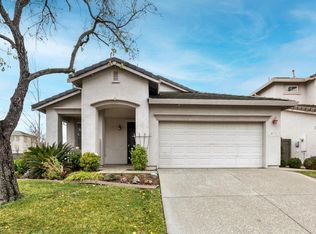 9772 Waterfowl Dr, Elk Grove, CA 95757