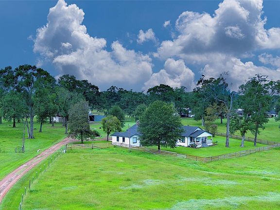 2nd image of 100 Hill Ranch Ln