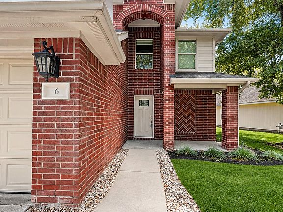 5th image of 6 Thicket Grove Pl