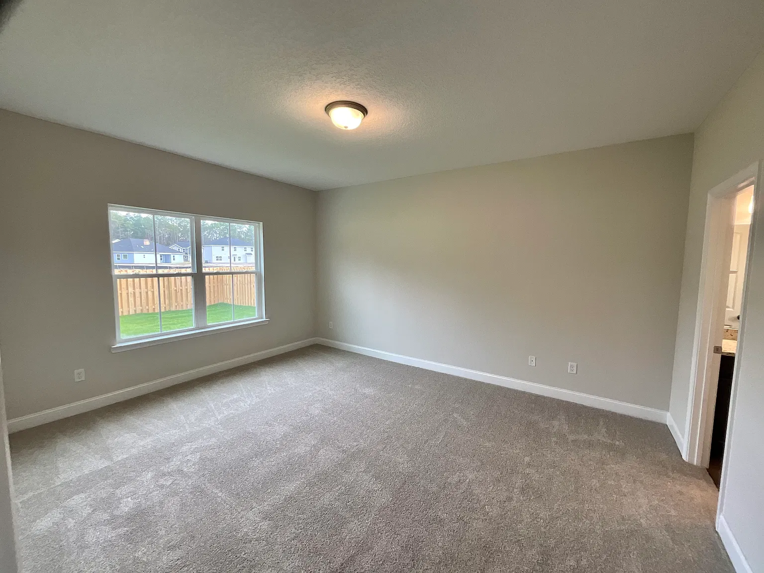 861 Grayson Avenue — Photo 4