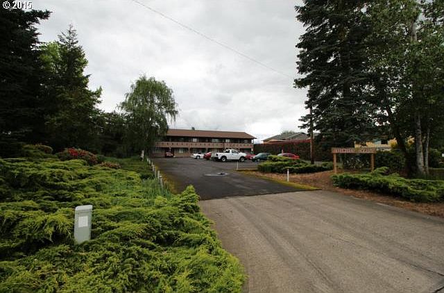 1st image of 909 NE 88th Cir APT A