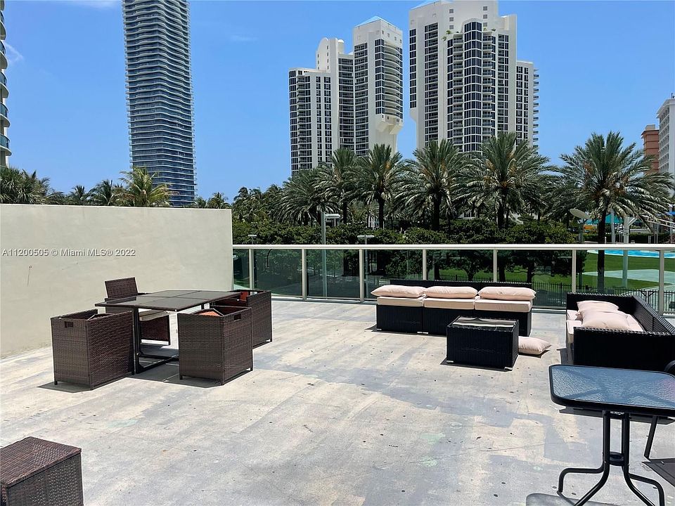 1st image of 19370 Collins Ave APT 211