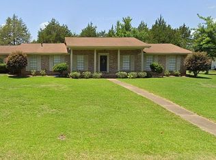 604 Phil Harper Dr, Demopolis, AL 36732