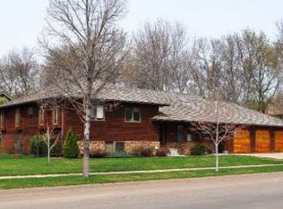 1762 Bonn Blvd, Bismarck, ND 58504