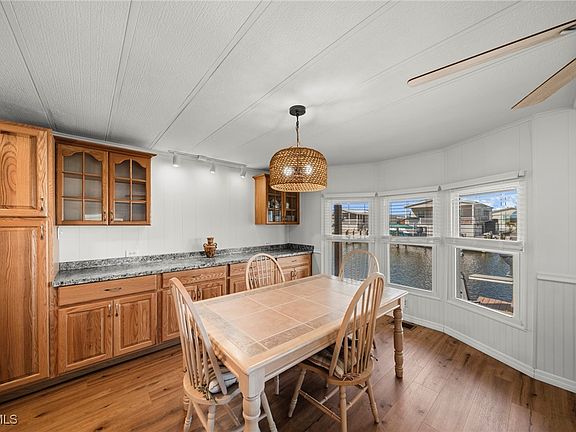 4th image of 2971 York Rd