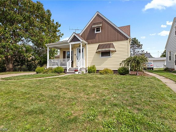 3rd image of 3129 W 139th St