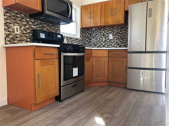 2nd image of 120-18 171st St #2