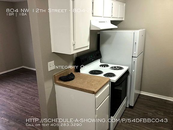 3rd image of 804 NW 12th St #2