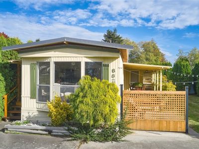 682 Bells Grove, Point Roberts, WA, 98281