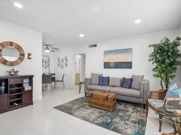 2210 NE 67th Street #1211, Fort Lauderdale, FL 33308