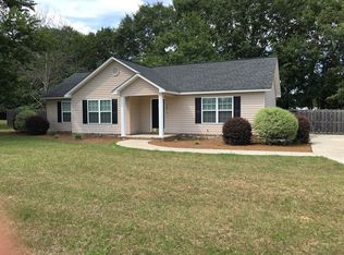 723 Perkins Mill Rd, Claxton, GA 30417