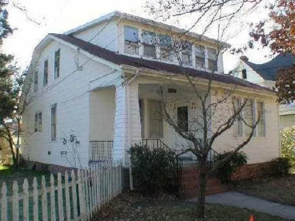 1721 Barron St, Portsmouth, VA 23704