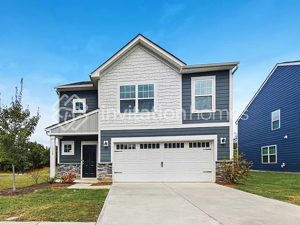 1140 Woodhouse Dr