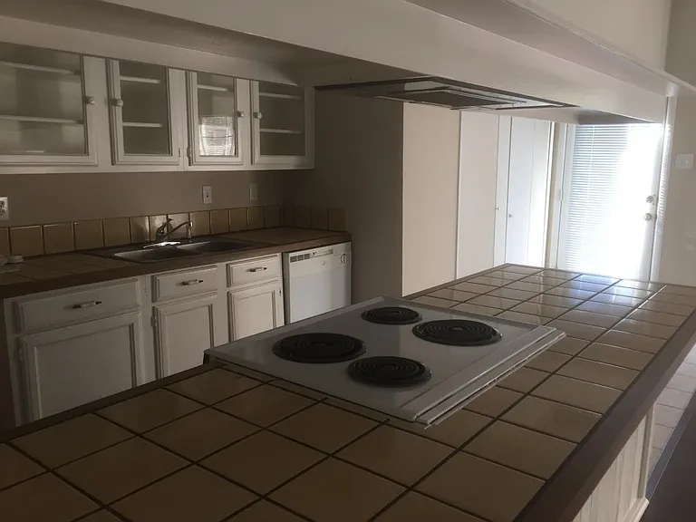 Open kitchen