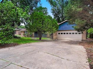 108 Lodge Hill Cir, Pineville, LA 71360