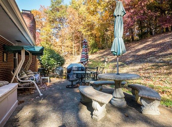 5th image of 414 Bluebird Cir