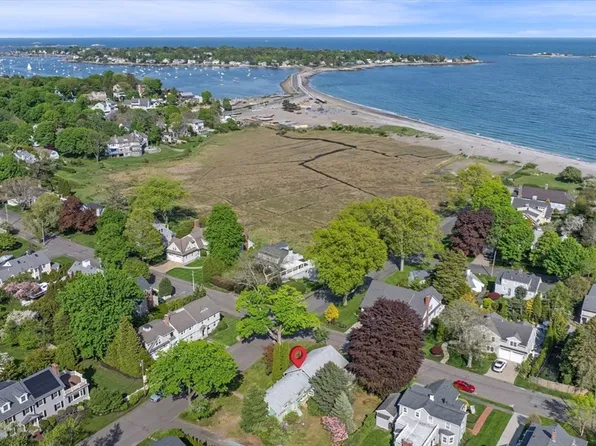 28 Orchard St, Marblehead, MA 01945