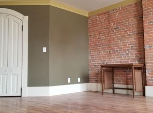 1175 Iowa St APT 4, Dubuque, IA 52001