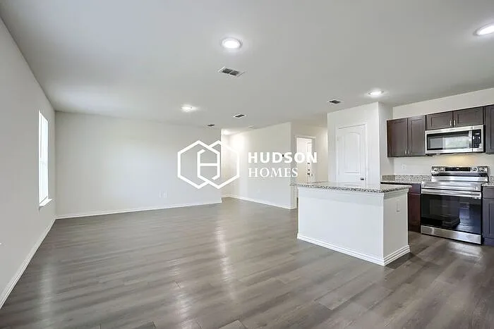 159 Westview Dr — Photo 7