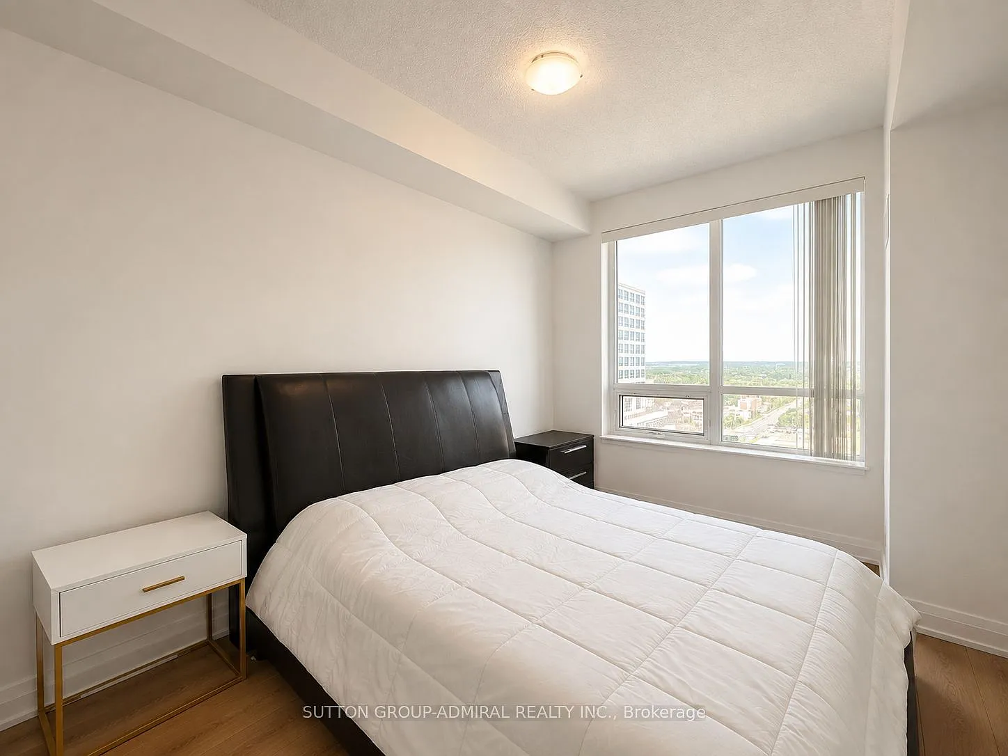 2 bed, $2,450 — Photo 4