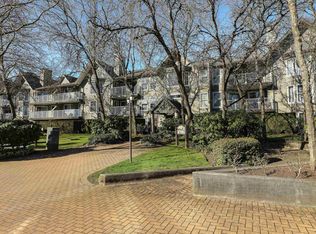 15110 108th Ave #210, Surrey, BC V3R 0T6