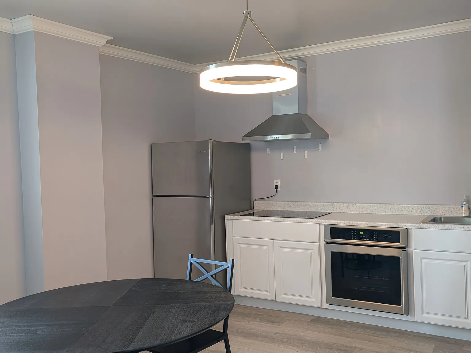 1 bed, 750 sqft, $1,400 — Photo 4