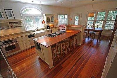 l3eceb744-c6xd-w400_h300_q80