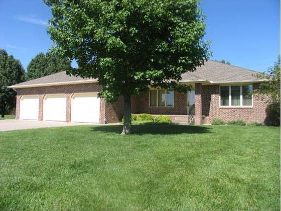 1st image of 2710 Dickens Dr