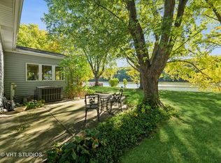 281 Catherine Ln, Elgin, IL 60123