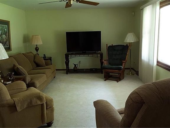 4th image of 707 Oakhurst Dr