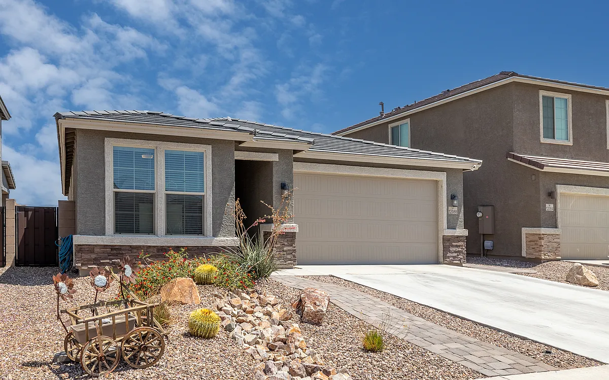 Building Photo - 12088 E Ryscott Cir
